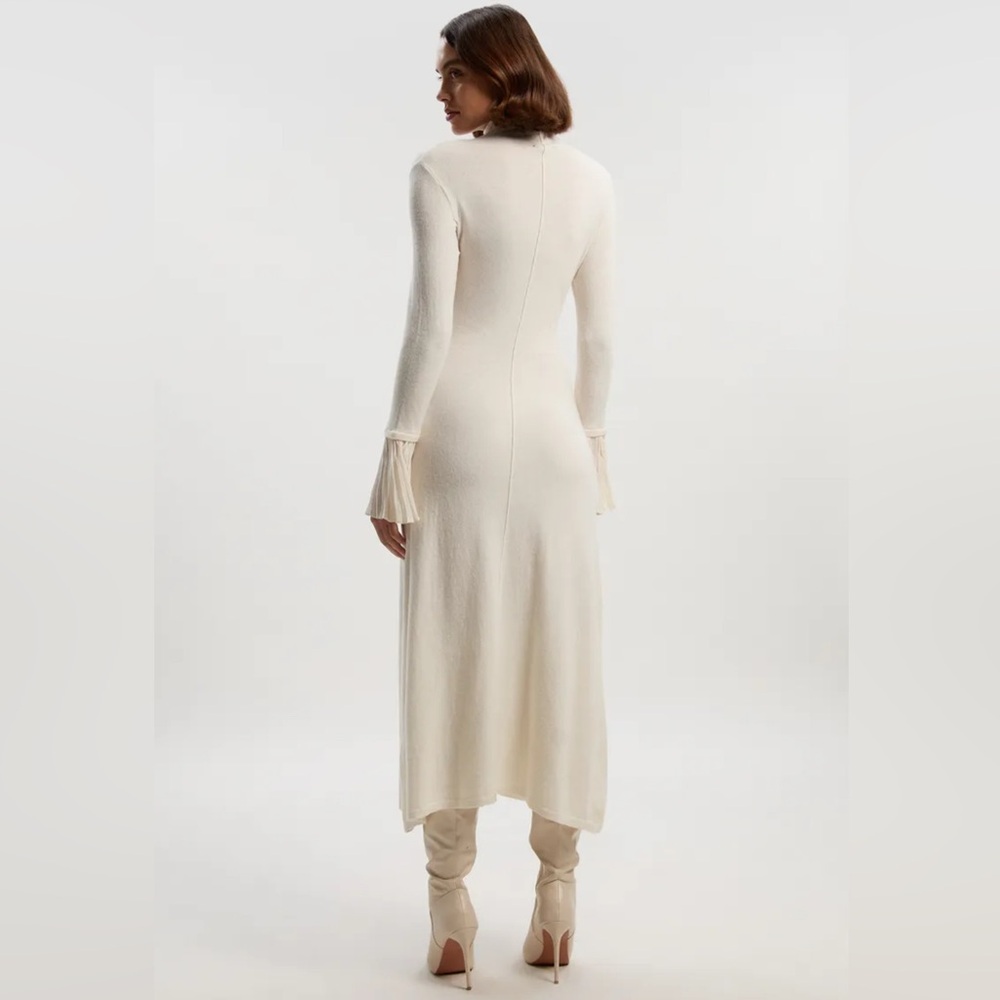 Karen Millen NWOT Wool and Alpaca Blend Knit Pleated Silk Woven Cuff Midi Dress - Picture 3 of 3